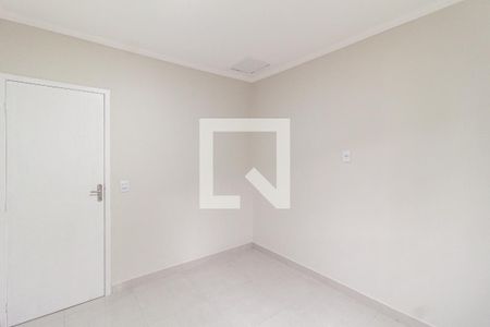 Quarto 1 de casa para alugar com 2 quartos, 70m² em São Pedro, Osasco