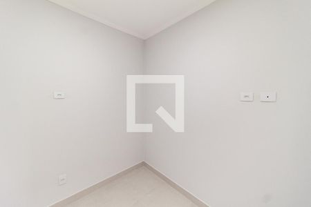 Quarto 2 de casa para alugar com 2 quartos, 70m² em São Pedro, Osasco