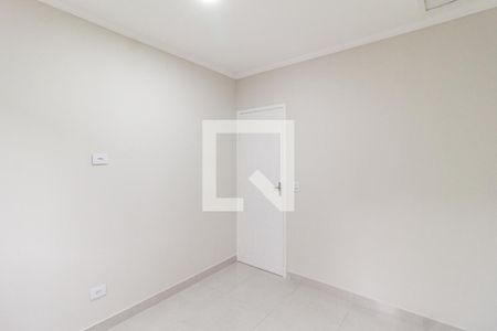 Quarto 1 de casa para alugar com 2 quartos, 70m² em São Pedro, Osasco