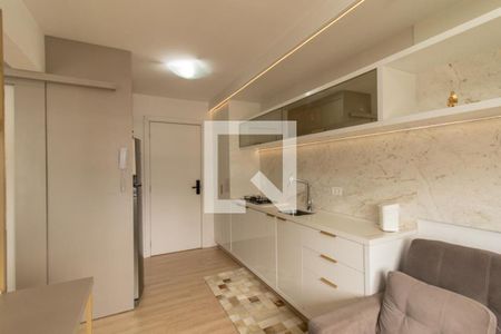 Sala/Cozinha de apartamento à venda com 1 quarto, 55m² em Guaíra, Curitiba