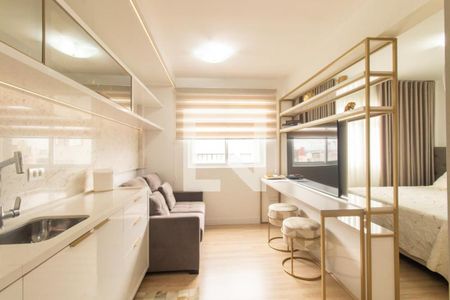 Sala/Cozinha de apartamento à venda com 1 quarto, 55m² em Guaíra, Curitiba