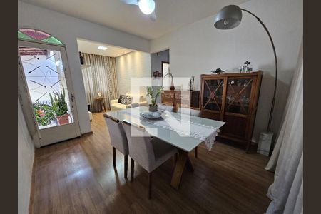 Sala de casa à venda com 3 quartos, 200m² em Conjunto Lagoa, Belo Horizonte