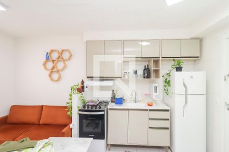 Sala/Cozinha de apartamento para alugar com 2 quartos, 32m² em Itaquera, São Paulo