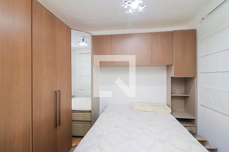 Quarto 1 de apartamento para alugar com 2 quartos, 32m² em Itaquera, São Paulo