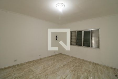 Quarto de casa para alugar com 2 quartos, 135m² em Vila Charlote, São Paulo