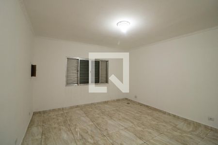 Quarto de casa para alugar com 2 quartos, 135m² em Vila Charlote, São Paulo