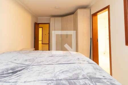 quarto 1 de casa para alugar com 3 quartos, 290m² em Ipanema, Porto Alegre