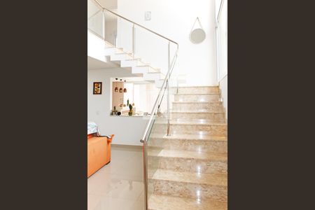 Casa para alugar com 3 quartos, 280m² em Fazenda Santana, Vinhedo