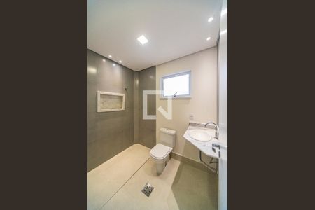 Banheiro Social de casa à venda com 3 quartos, 299m² em Campestre, Santo André