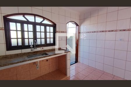 Cozinha  de apartamento para alugar com 2 quartos, 70m² em Jardim Suzano, Suzano