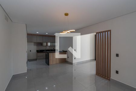 Sala de Jantar de casa de condomínio para alugar com 3 quartos, 200m² em Parque Residencial Casarao, Sumaré