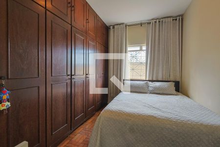 Suíte de casa à venda com 3 quartos, 200m² em Carlos Prates, Belo Horizonte