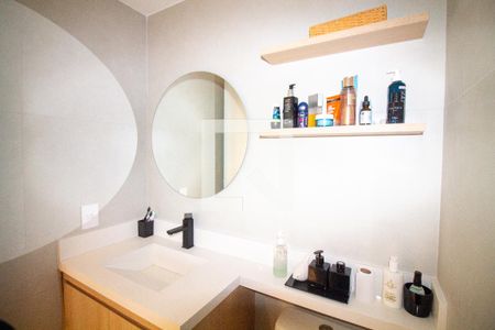 Banheiro da Suíte de apartamento para alugar com 1 quarto, 34m² em Santo Amaro, São Paulo