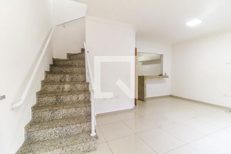 Sala de casa de condomínio à venda com 2 quartos, 60m² em Jardim Nossa Senhora do Carmo, São Paulo
