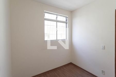 Quarto 1 de apartamento para alugar com 2 quartos, 50m² em Piratininga, Belo Horizonte