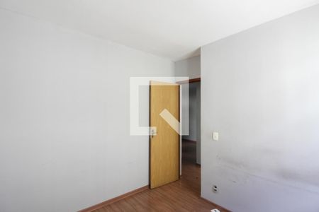 Quarto 1 de apartamento para alugar com 2 quartos, 50m² em Piratininga, Belo Horizonte