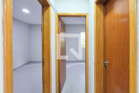corredor de apartamento para alugar com 2 quartos, 77m² em Santa Terezinha, São Bernardo do Campo