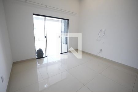Casa para alugar com 3 quartos, 105m² em Residencial Recanto do Bosque, Goiânia