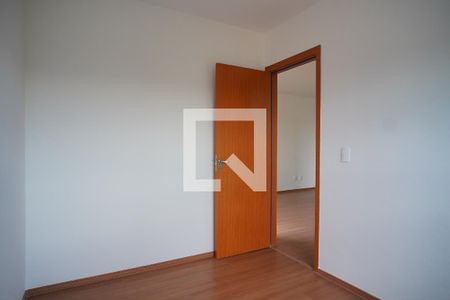 Quarto 1 de apartamento para alugar com 2 quartos, 42m² em Humaitá, Porto Alegre