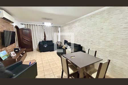 Sala de casa para alugar com 3 quartos, 280m² em Jardim Valeria, Guarulhos
