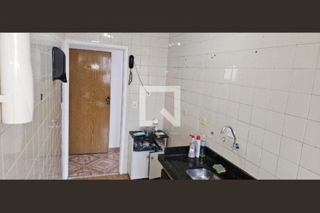 Apartamento à venda com 2 quartos, 56m² em Jardim Cocaia, Guarulhos