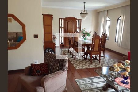Casa à venda com 3 quartos, 300m² em Vila Galvão, Guarulhos