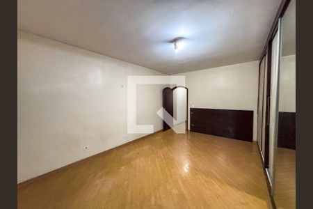 Casa à venda com 3 quartos, 108m² em Vila Galvão, Guarulhos