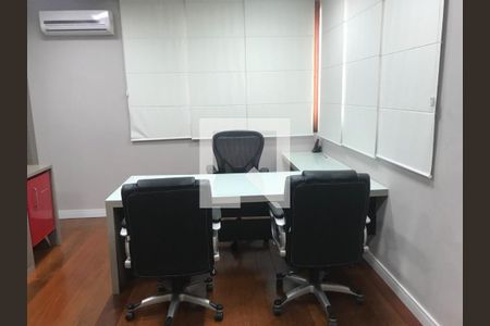 Quarto 1 de casa à venda com 1 quarto, 550m² em Castelo, Belo Horizonte