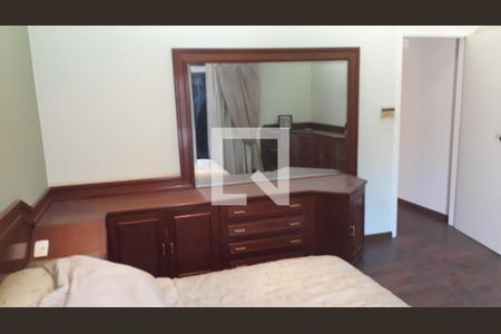 Casa à venda com 3 quartos, 360m² em Vila Rosalia, Guarulhos