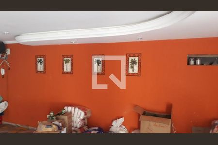 Casa à venda com 3 quartos, 360m² em Vila Rosalia, Guarulhos