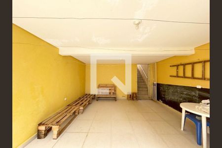 Casa à venda com 3 quartos, 200m² em Vila Lais, São Paulo