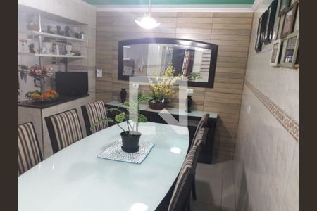 Casa à venda com 2 quartos, 262m² em Vila Nova Galvão, São Paulo
