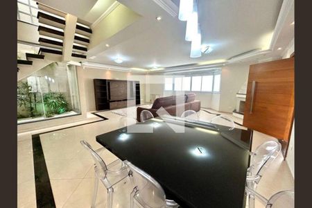 Casa à venda com 4 quartos, 427m² em Vila Galvão, Guarulhos