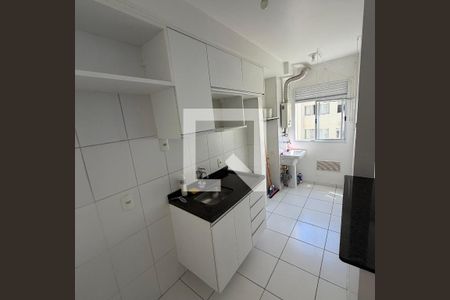 Cozinha de apartamento para alugar com 2 quartos, 52m² em Jardim Santa Emilia, São Paulo