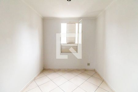 Quarto 1 de apartamento para alugar com 3 quartos, 49m² em Conjunto Residencial José Bonifácio, São Paulo