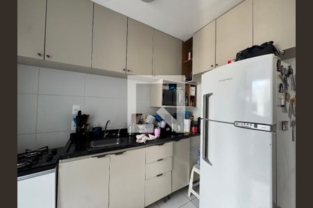 Cozinha de apartamento à venda com 2 quartos, 48m² em Centro, Osasco