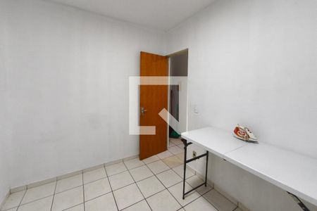 Quarto 1 de apartamento para alugar com 2 quartos, 43m² em Parque São Jorge, Campinas