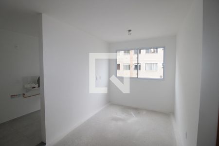 Sala / Cozinha de apartamento para alugar com 2 quartos, 45m² em Colônia (zona Leste), São Paulo
