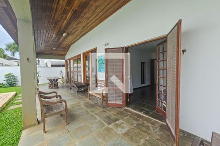 Casa de Condomínio para alugar com 4 quartos, 300m² em Jardim Acapulco, Guarujá