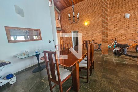 Casa de Condomínio para alugar com 4 quartos, 300m² em Jardim Acapulco, Guarujá