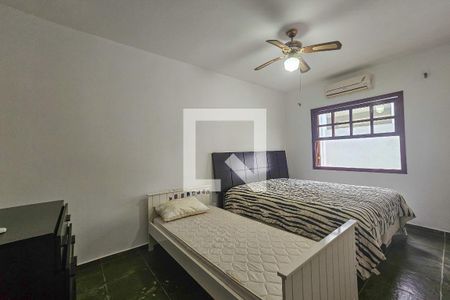 Casa de Condomínio para alugar com 4 quartos, 300m² em Jardim Acapulco, Guarujá