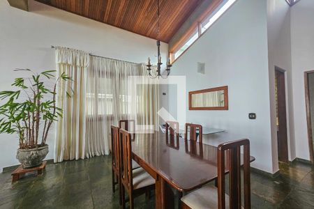 Casa de Condomínio para alugar com 4 quartos, 300m² em Jardim Acapulco, Guarujá