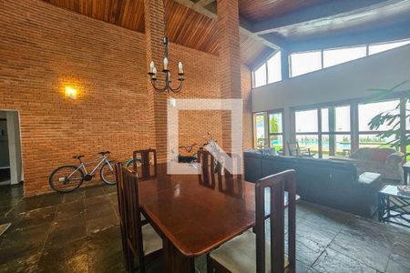 Casa de Condomínio para alugar com 4 quartos, 300m² em Jardim Acapulco, Guarujá