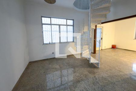 Sala 1 de casa à venda com 5 quartos, 362m² em Vila da Penha, Rio de Janeiro