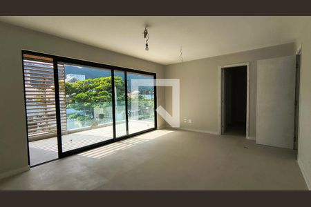 Suíte 1 de casa à venda com 4 quartos, 180m² em Vargem Pequena, Rio de Janeiro