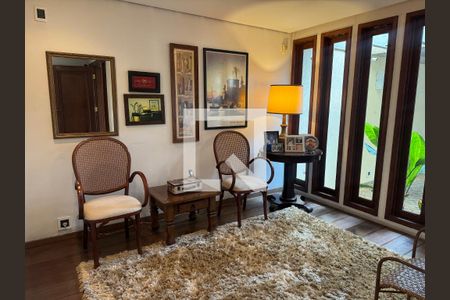 Sala de casa à venda com 4 quartos, 360m² em Jardim Petropolis, São Paulo