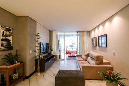 Apartamento à venda com 3 quartos, 196m² em Paraíso do Morumbi, São Paulo