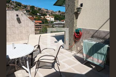 Apartamento à venda com 3 quartos, 182m² em Icaraí, Niterói
