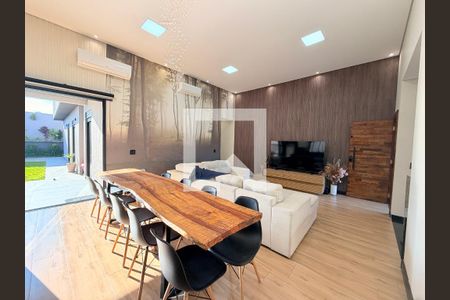 Sala de casa de condomínio à venda com 3 quartos, 208m² em Jardim Celeste, Jundiaí