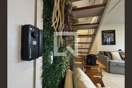 Sala - fechadura digital de apartamento para alugar com 2 quartos, 100m² em Laranjeiras, Rio de Janeiro